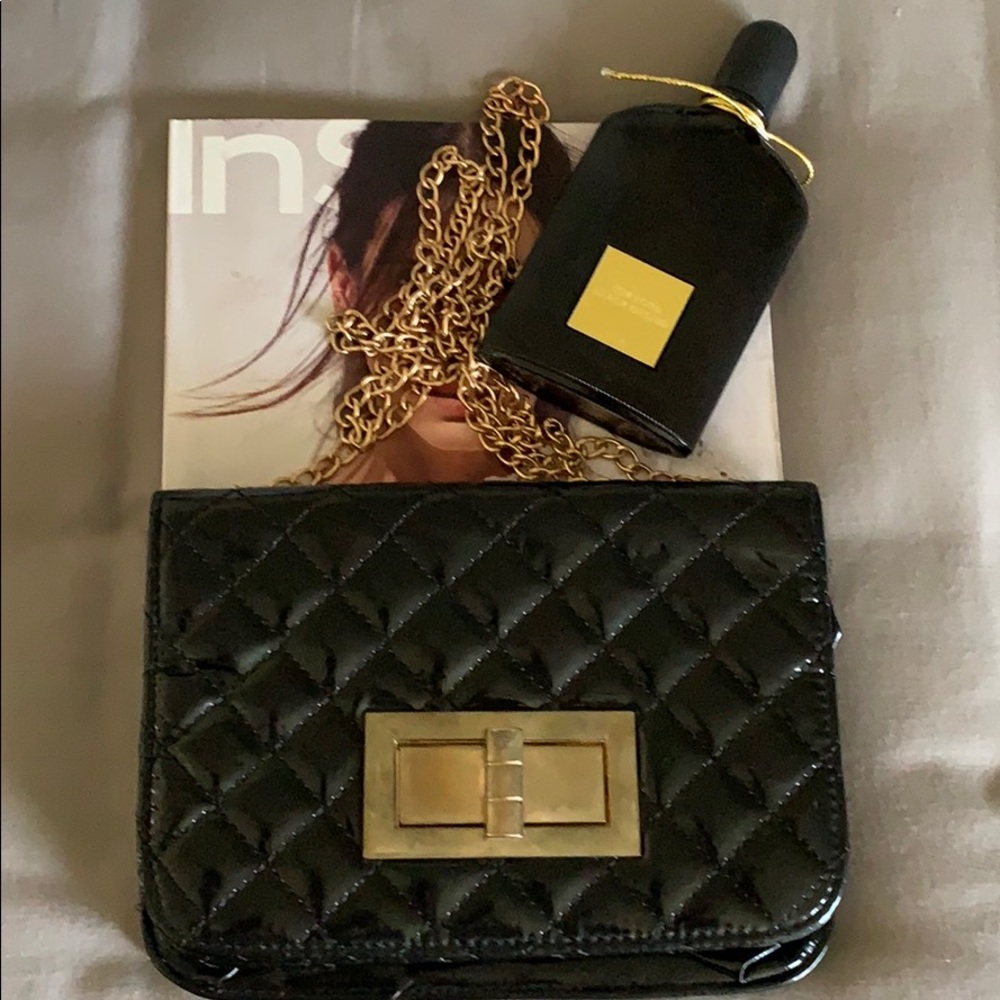 Patent leather Black quilted bag